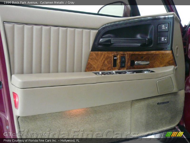 Cyclamen Metallic / Gray 1996 Buick Park Avenue