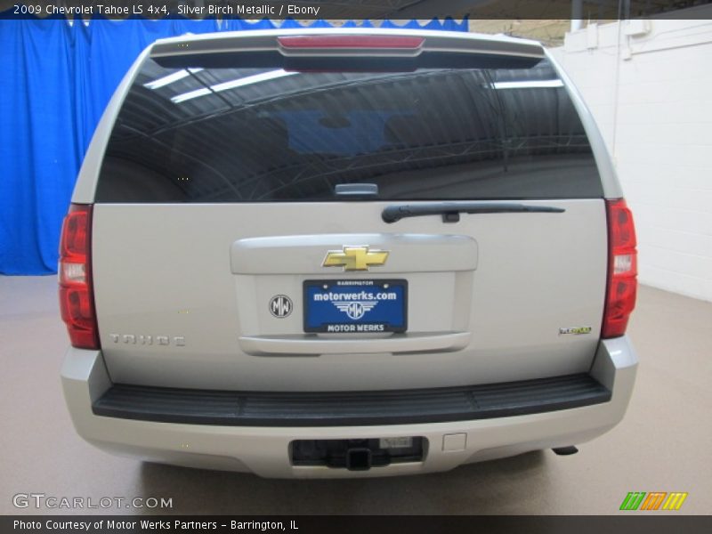 Silver Birch Metallic / Ebony 2009 Chevrolet Tahoe LS 4x4