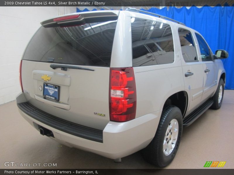 Silver Birch Metallic / Ebony 2009 Chevrolet Tahoe LS 4x4