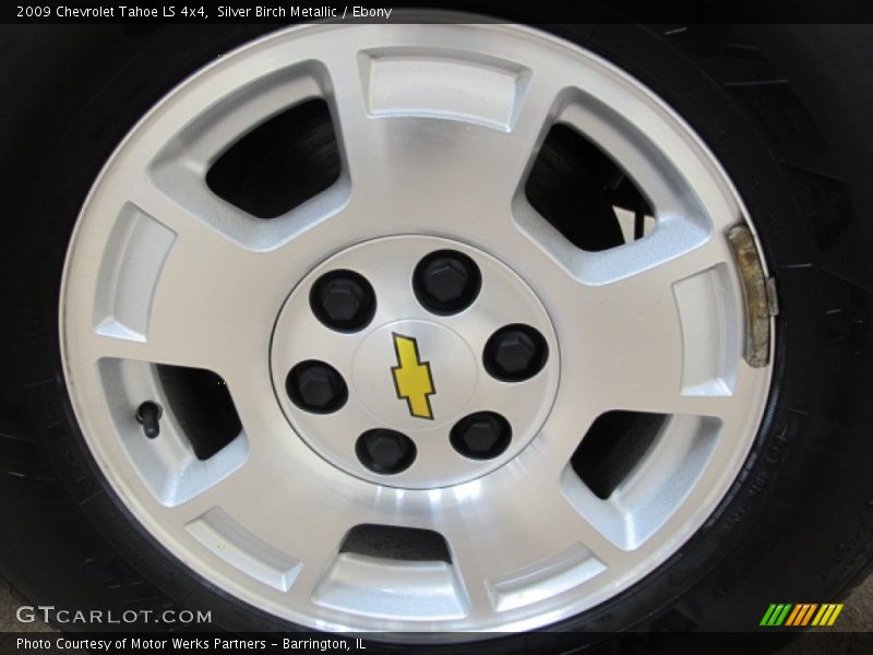 Silver Birch Metallic / Ebony 2009 Chevrolet Tahoe LS 4x4