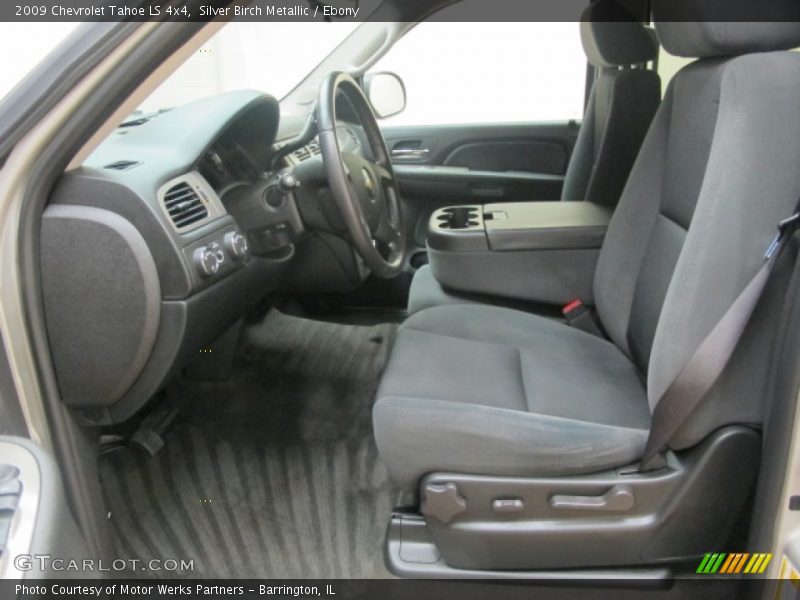 Silver Birch Metallic / Ebony 2009 Chevrolet Tahoe LS 4x4