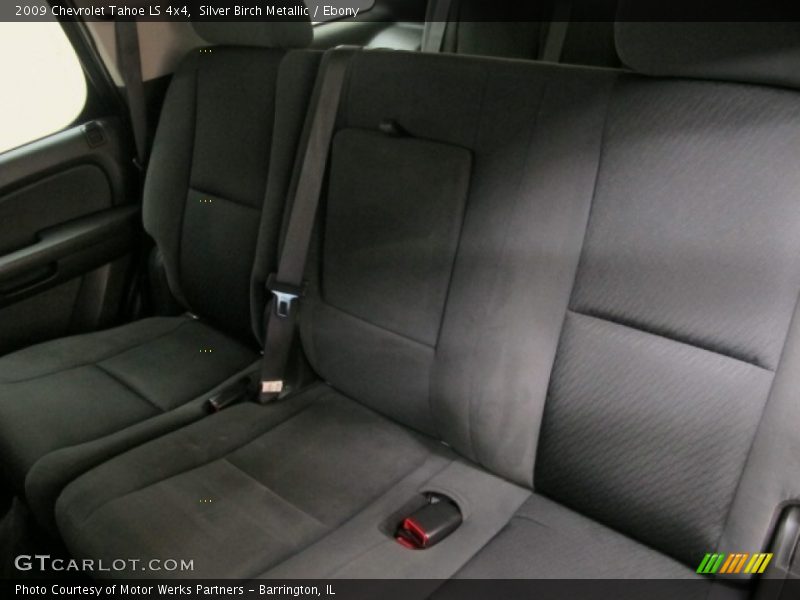 Silver Birch Metallic / Ebony 2009 Chevrolet Tahoe LS 4x4