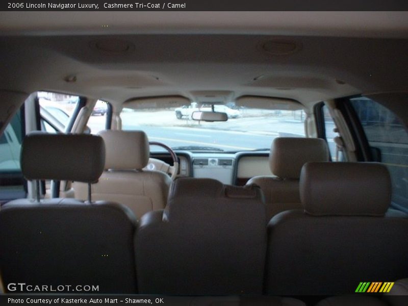 Cashmere Tri-Coat / Camel 2006 Lincoln Navigator Luxury