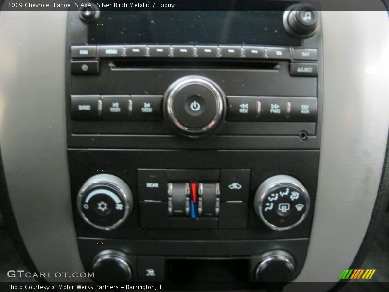 Silver Birch Metallic / Ebony 2009 Chevrolet Tahoe LS 4x4