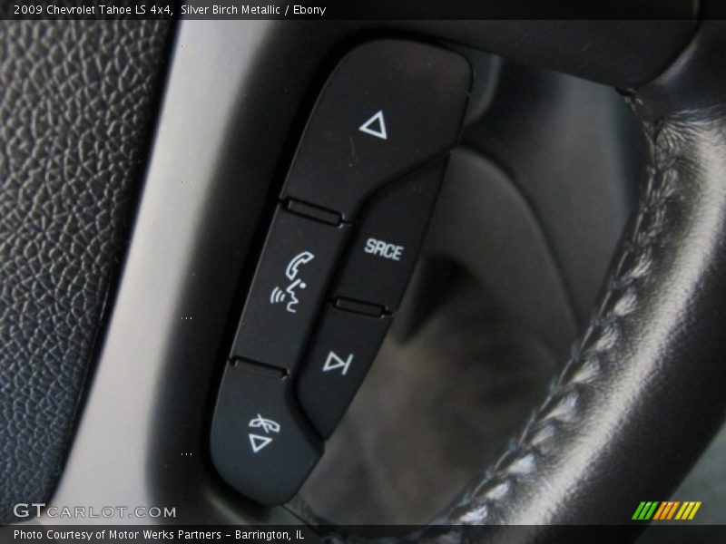 Silver Birch Metallic / Ebony 2009 Chevrolet Tahoe LS 4x4
