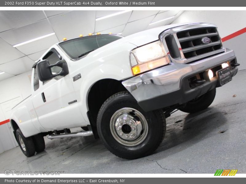 Oxford White / Medium Flint 2002 Ford F350 Super Duty XLT SuperCab 4x4 Dually
