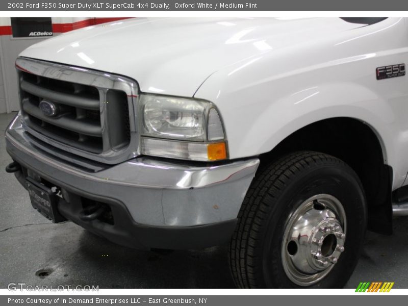 Oxford White / Medium Flint 2002 Ford F350 Super Duty XLT SuperCab 4x4 Dually
