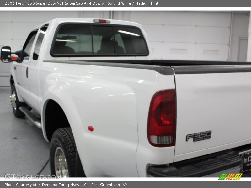 Oxford White / Medium Flint 2002 Ford F350 Super Duty XLT SuperCab 4x4 Dually