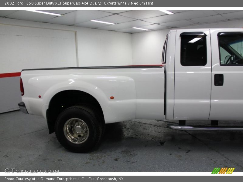 Oxford White / Medium Flint 2002 Ford F350 Super Duty XLT SuperCab 4x4 Dually