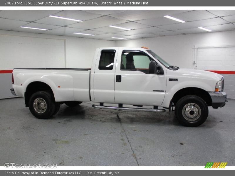 Oxford White / Medium Flint 2002 Ford F350 Super Duty XLT SuperCab 4x4 Dually