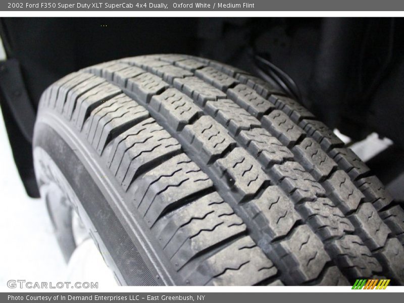 Oxford White / Medium Flint 2002 Ford F350 Super Duty XLT SuperCab 4x4 Dually