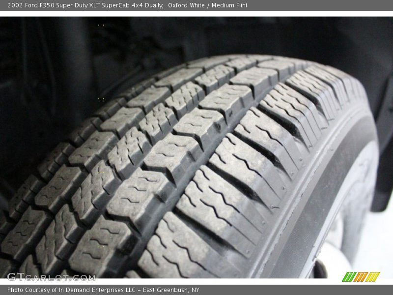 Oxford White / Medium Flint 2002 Ford F350 Super Duty XLT SuperCab 4x4 Dually