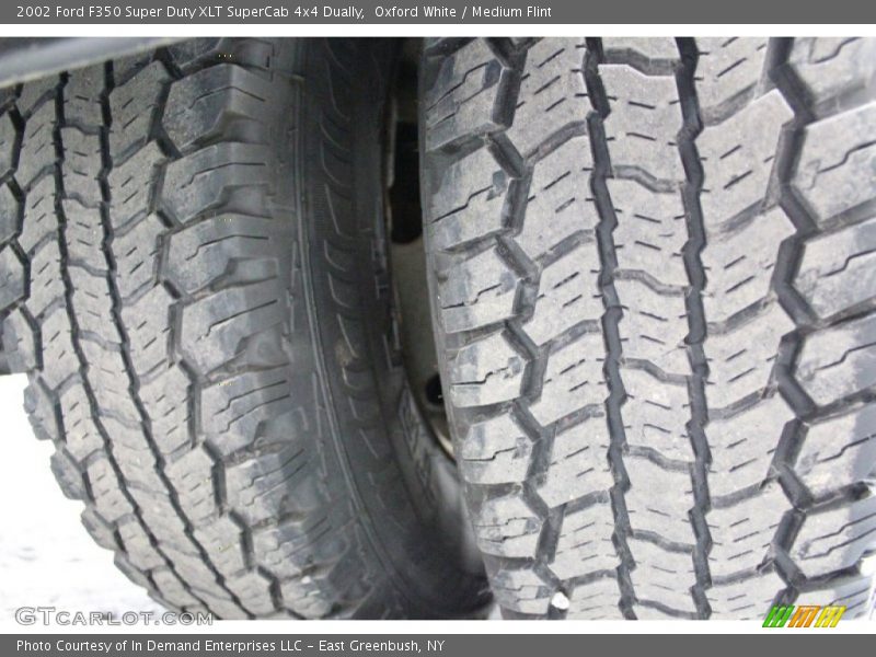 Oxford White / Medium Flint 2002 Ford F350 Super Duty XLT SuperCab 4x4 Dually