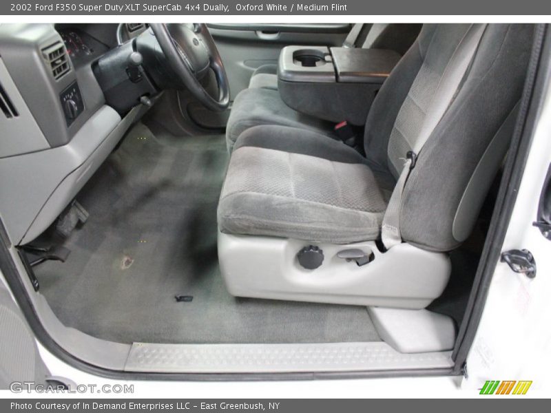 Oxford White / Medium Flint 2002 Ford F350 Super Duty XLT SuperCab 4x4 Dually