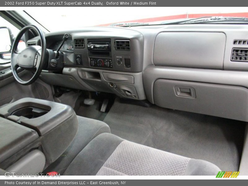 Oxford White / Medium Flint 2002 Ford F350 Super Duty XLT SuperCab 4x4 Dually