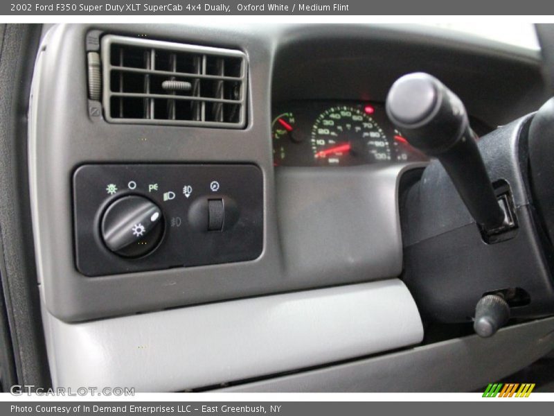 Oxford White / Medium Flint 2002 Ford F350 Super Duty XLT SuperCab 4x4 Dually