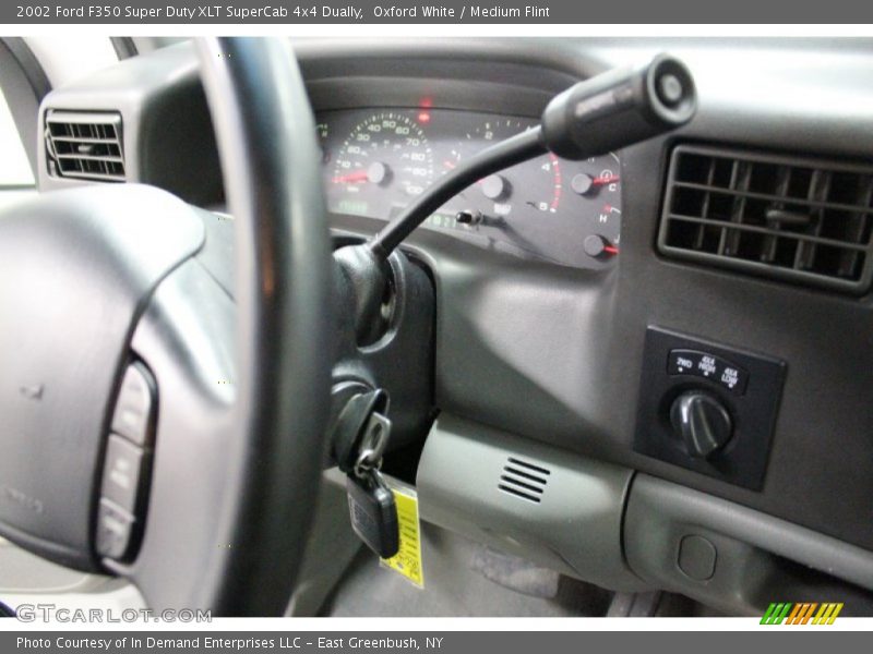 Oxford White / Medium Flint 2002 Ford F350 Super Duty XLT SuperCab 4x4 Dually