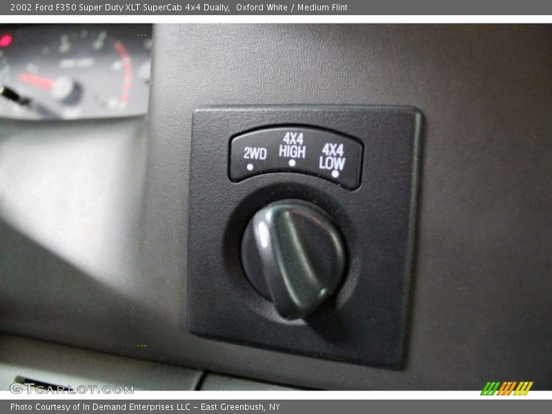 Oxford White / Medium Flint 2002 Ford F350 Super Duty XLT SuperCab 4x4 Dually