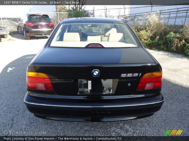 Jet Black / Sand Beige 1997 BMW 5 Series 528i Sedan