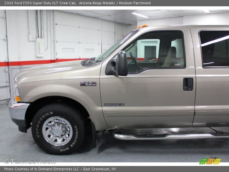 Arizona Beige Metallic / Medium Parchment 2003 Ford F350 Super Duty XLT Crew Cab