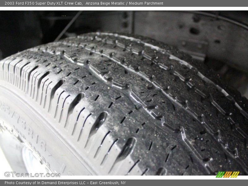 Arizona Beige Metallic / Medium Parchment 2003 Ford F350 Super Duty XLT Crew Cab