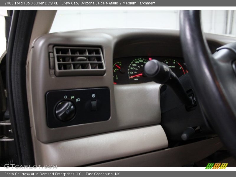 Arizona Beige Metallic / Medium Parchment 2003 Ford F350 Super Duty XLT Crew Cab