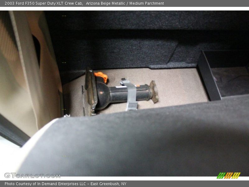 Arizona Beige Metallic / Medium Parchment 2003 Ford F350 Super Duty XLT Crew Cab
