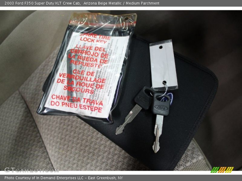 Arizona Beige Metallic / Medium Parchment 2003 Ford F350 Super Duty XLT Crew Cab