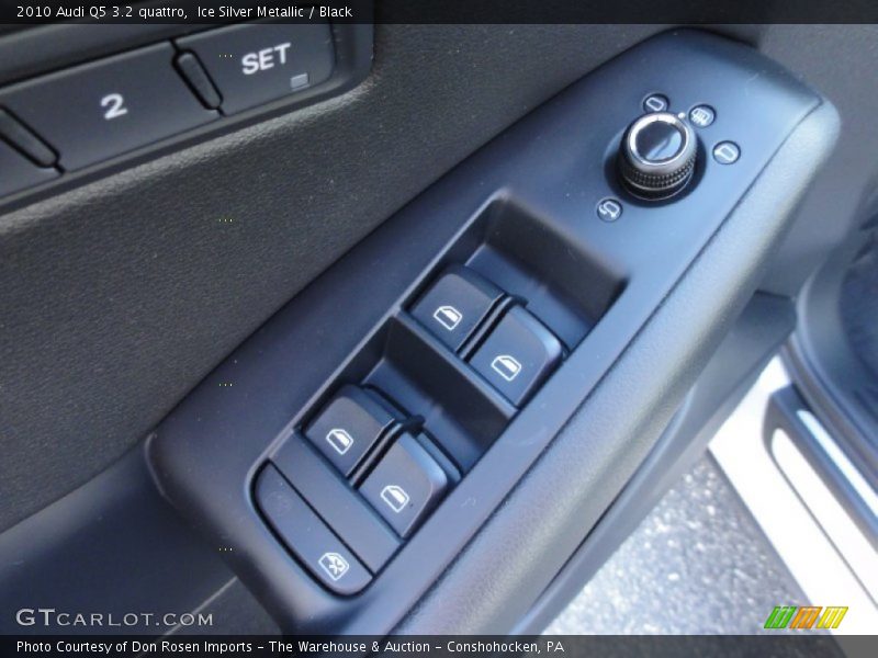 Ice Silver Metallic / Black 2010 Audi Q5 3.2 quattro