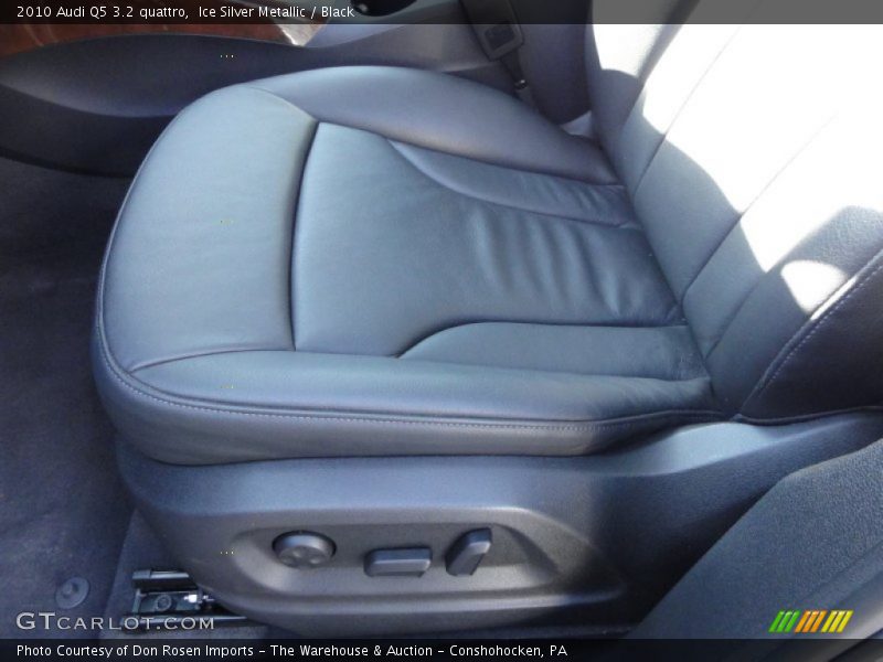 Ice Silver Metallic / Black 2010 Audi Q5 3.2 quattro