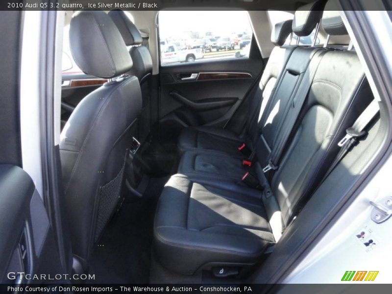 Ice Silver Metallic / Black 2010 Audi Q5 3.2 quattro