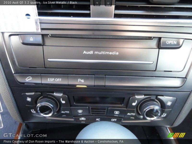 Ice Silver Metallic / Black 2010 Audi Q5 3.2 quattro