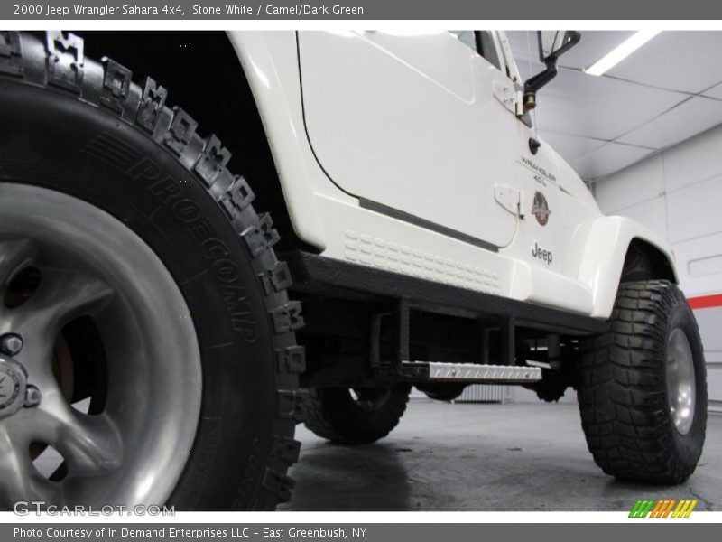Stone White / Camel/Dark Green 2000 Jeep Wrangler Sahara 4x4
