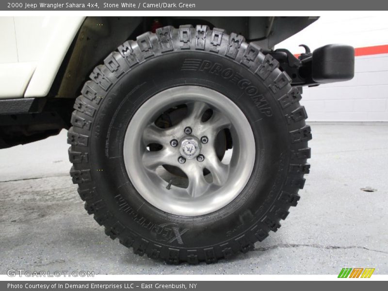 Custom Wheels of 2000 Wrangler Sahara 4x4