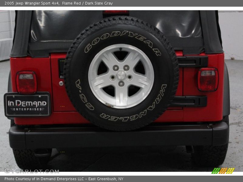 Flame Red / Dark Slate Gray 2005 Jeep Wrangler Sport 4x4