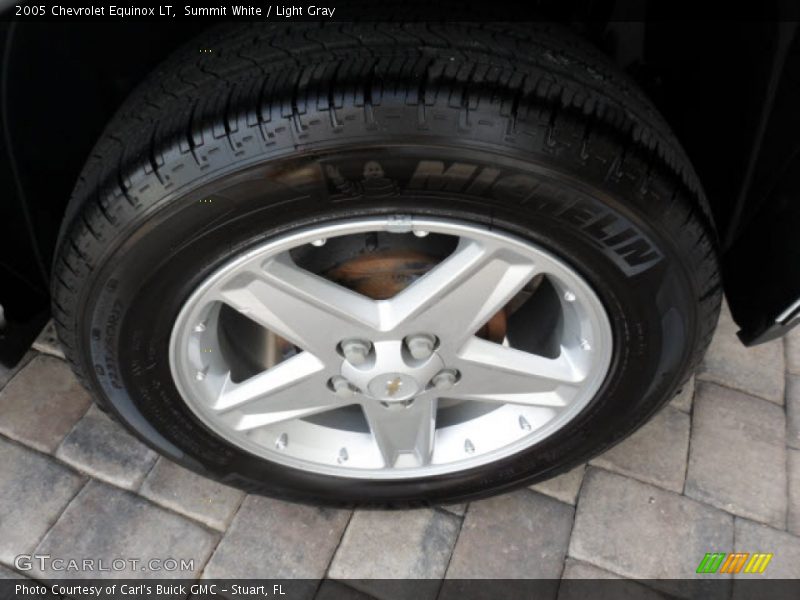 Summit White / Light Gray 2005 Chevrolet Equinox LT