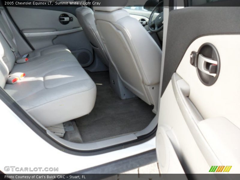 Summit White / Light Gray 2005 Chevrolet Equinox LT
