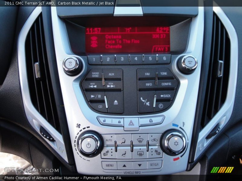 Controls of 2011 Terrain SLT AWD