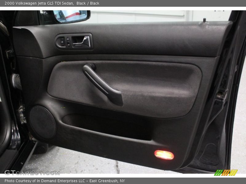Black / Black 2000 Volkswagen Jetta GLS TDI Sedan