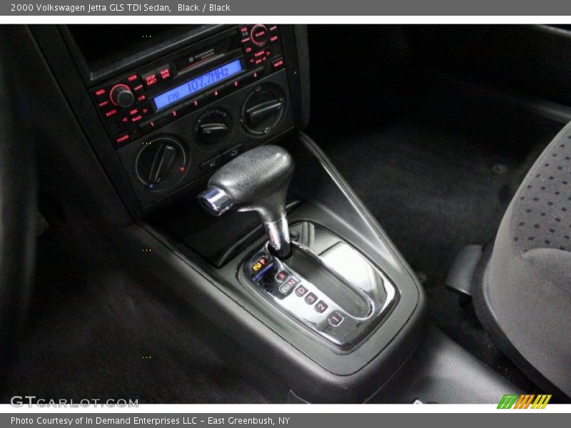 Black / Black 2000 Volkswagen Jetta GLS TDI Sedan