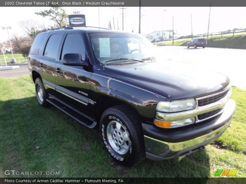 Onyx Black / Medium Gray/Neutral 2002 Chevrolet Tahoe LT 4x4