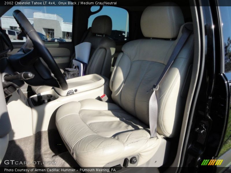 Onyx Black / Medium Gray/Neutral 2002 Chevrolet Tahoe LT 4x4