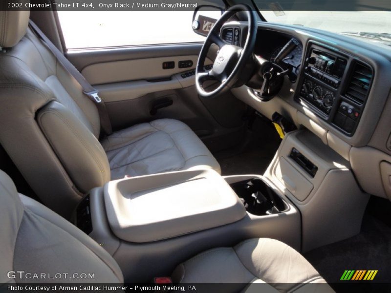 Onyx Black / Medium Gray/Neutral 2002 Chevrolet Tahoe LT 4x4