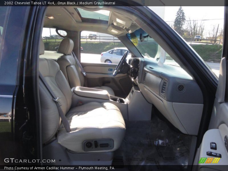 Onyx Black / Medium Gray/Neutral 2002 Chevrolet Tahoe LT 4x4