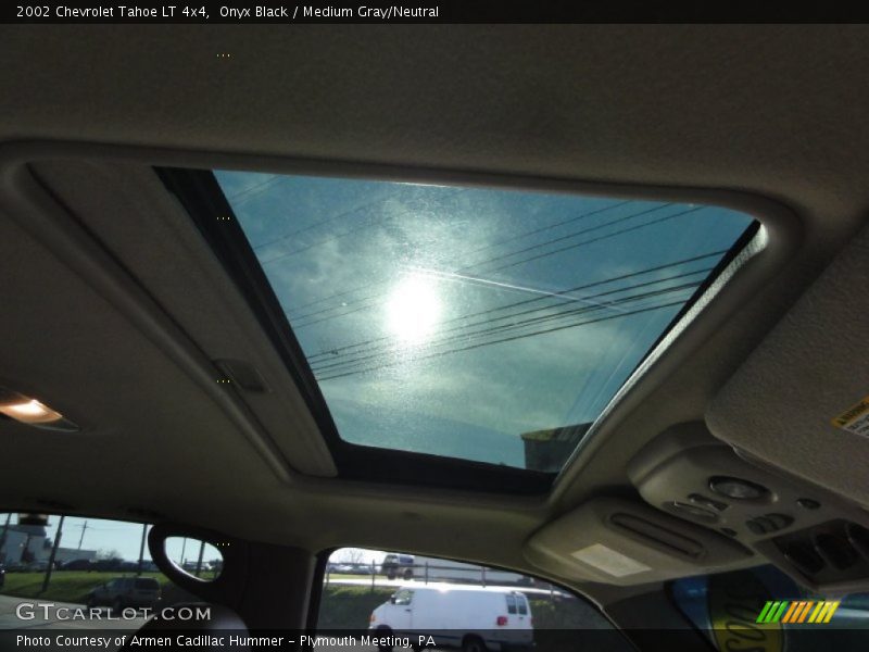 Onyx Black / Medium Gray/Neutral 2002 Chevrolet Tahoe LT 4x4