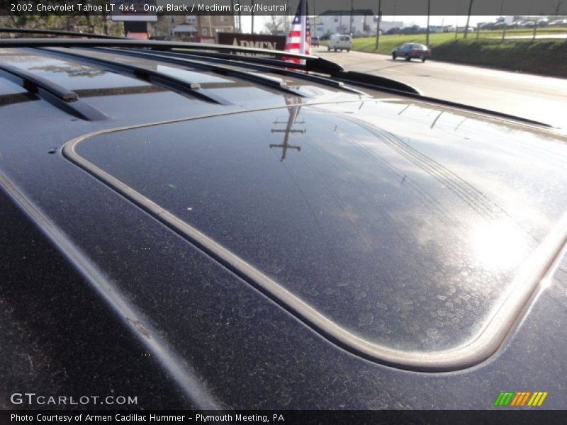 Onyx Black / Medium Gray/Neutral 2002 Chevrolet Tahoe LT 4x4