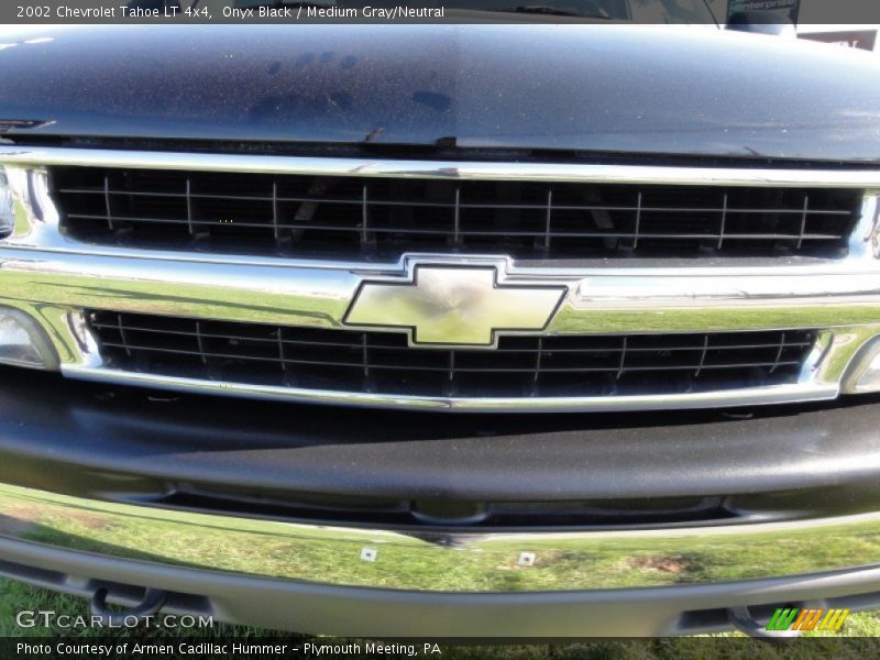 Onyx Black / Medium Gray/Neutral 2002 Chevrolet Tahoe LT 4x4