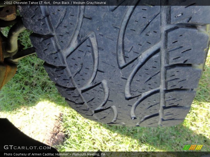 Onyx Black / Medium Gray/Neutral 2002 Chevrolet Tahoe LT 4x4