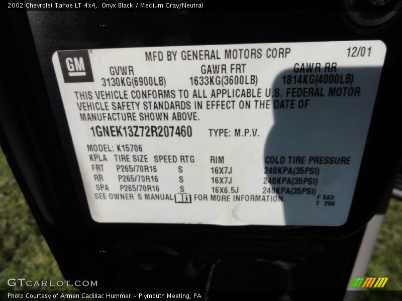 Onyx Black / Medium Gray/Neutral 2002 Chevrolet Tahoe LT 4x4