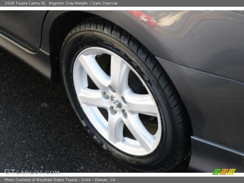Magnetic Gray Metallic / Dark Charcoal 2008 Toyota Camry SE